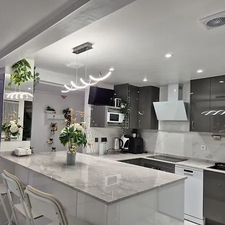 Δωμάτια σε οικογενειακή κατοικία Habitaciones Torremolinos Τορρεμολίνος