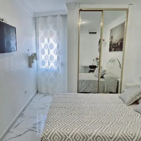 Habitaciones Torremolinos Habitación en casa particular *